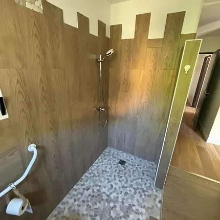 Mourezeva Villa *