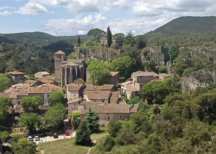 ヴィラ Mourezeva *